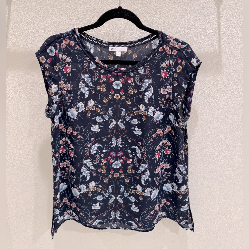 DR2 cap sleeve Floral Print Women's Top size petite medium
